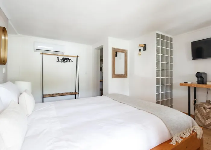 לינה וארוחת בוקר Quinta Da Relva - Soulful House 4*